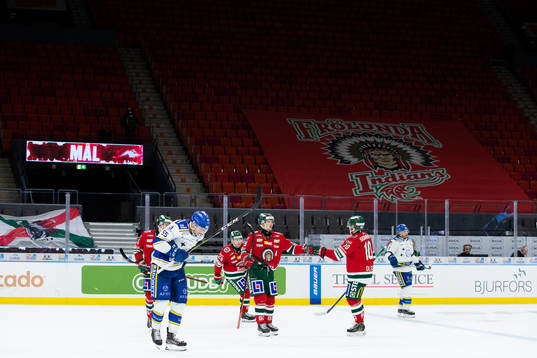 Frölundas Simon Hjalmarsson jublar