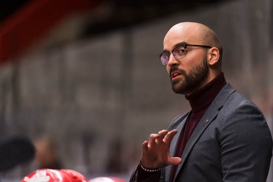 Modos tränare Björn Edlund