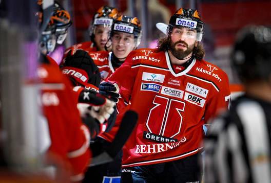 Örebros Nick Ebert jublar