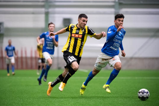 Häckens Ali Youssef och Norrbys Benjamin Arapovic