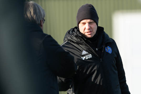 Falkenbergs tränare Hasse Eklund före träningsmatchen i fotboll mellan Falkenberg och Halmstad den 30 januari 2021 i Falkenberg. 