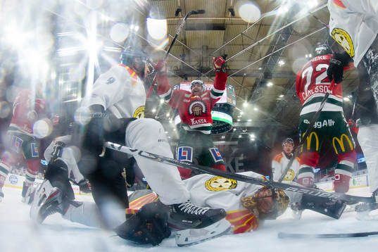 Frölundas Jan Mursak jublar