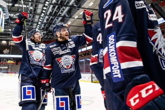 Linköpings Andrew Gordon och Jimmy Andersson jublar