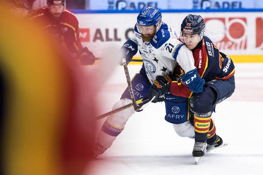 Leksands Mattias Ritola och Djurgårdens Tom Nilsson