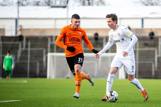 Torns Felix Konstandeliasz och Helsingborgs Max Svensson