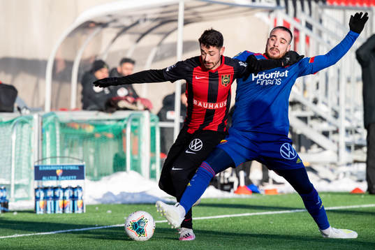 Brommapojkarnas David Zlotnik och Djurgårdens Dzenis Kozica