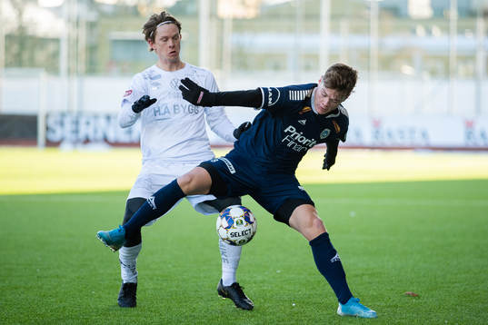 Utsiktens Albin Skoglund och Örgrytes Anton Lans