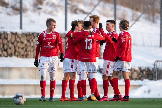 Kalmars spelare jublar efter 2-2
