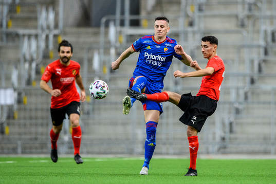 Djurgårdens Haris Radetinac och Vasalunds Adam Id Salem
