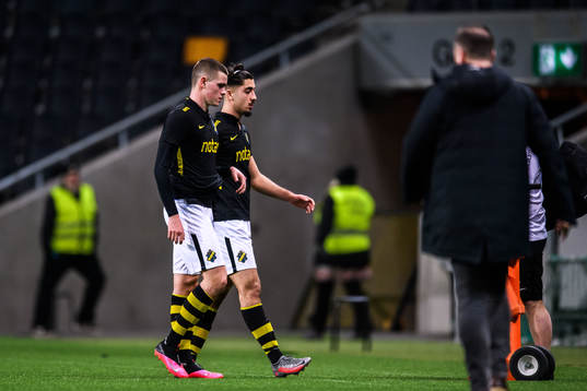 s David Bengtsson och Ahmad Faqa efter träningsmatchen i fotboll mellan AIK och Örebro den 7 februari 2021 i Stockholm. 