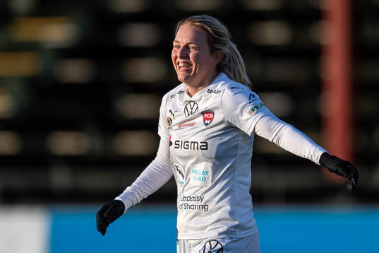 Rosengårds Mimmi Larsson jublar