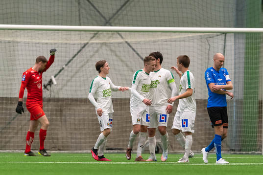Varbergs spelare jublar