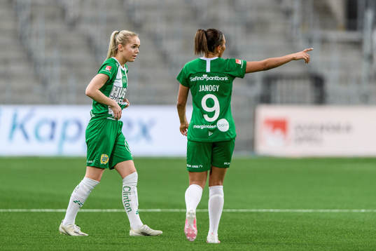 Hammarbys Hanna Lundkvist och Madelen Janogy