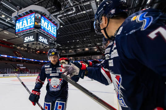 Linköpings Mikael Frycklund jublar