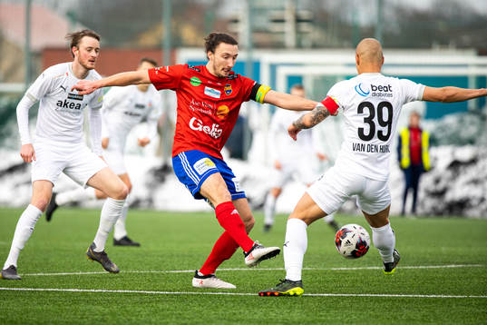 Gauthiods Wiktor Wersén och Helsingborgs Anthony van