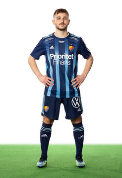 Djurgårdens Albion Ademi poserar för ett porträtt den 22 februari 2021 i Stockholm.