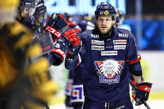 Linköpings Jaakko Rissanen jublar