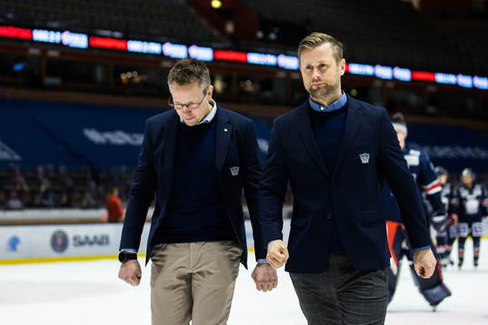 Linköpings  assisterande tränare Johan Åkerman och