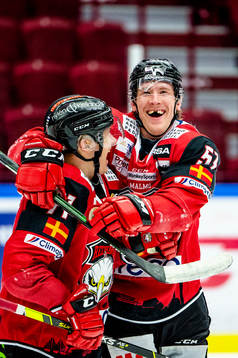 Malmö Redhawks Jan-Mikael Järvinen och Emil Sylvegård