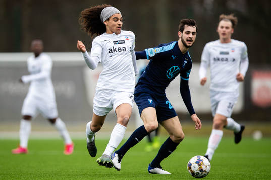 Helsingborgs Adam Kaied och Malmö FFs Adi Nalic