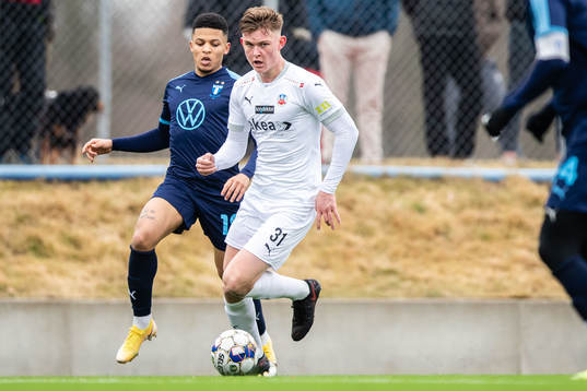 Malmö FFs Romain Gall och Helsingborgs Lucas Larsen