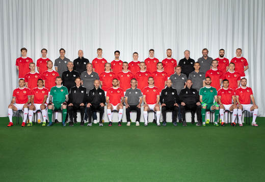  Oliver Berg, Isak Magnusson, läkare David Olsson, sjukgymnast Thomas Johansson, Alex Mortensen, Noah Shaoumon, Viktor Backman, Johan Arvidsson, Nils Fröling, lagledare Ola Ragnarson, läkare Erik Lexne, Filip Sachpekidis, Sebastian Ring. Mittenledet från vänster: Carl Gustavsson, Viktor Kruger, fystränare Agne Bergvall, sportchef Jörgen Petersson, Henrik Löfkvist, Elias Olsson, Edvin Crona, Lukas Rhöse, scout Peter Swärdh, läkare Anders Linge, Johan Stenmark, Piotr Johansson. Sittande från vänster: Rasmus Sjöstedt, Romario Sipiao, Tobias Andersson, assisterande tränare Rasmus Elm, assisterande tränare Stefan Larsson, Douglas Bergkvist, klubbchef Markus Rosenlund, Erik Israelsson, huvudtränare Henrik Rydström, målvaktstränare Donald Arvidsson, Lukas Hägg Johansson, Emin Nouri, Jonathan Ring.