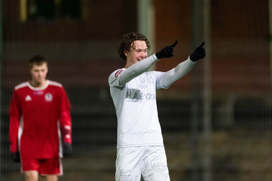 Örgrytes Herman Sjögrell jublar efter att han gjort 4-0