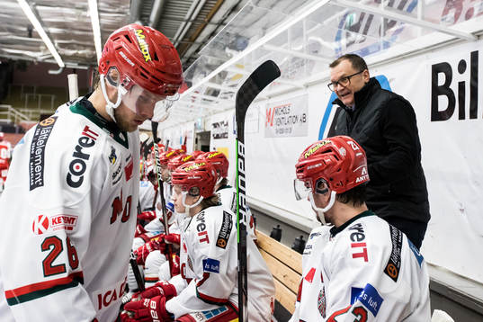 Modos tränare Magnus Sundquist