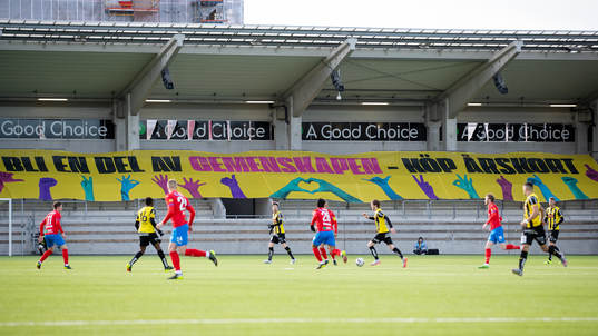 En banderoll på läktarna