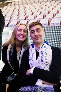 Tobias Forsberg med sambo Filippa Richloow