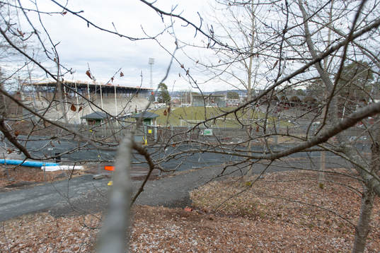 Exteriörbild på Stadsparksvallen som renoveras den 14 mars 2021 i Jönköping. 