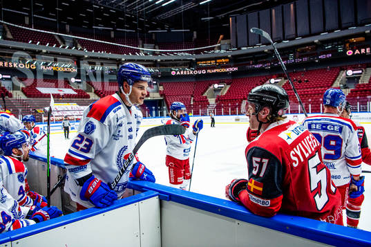 Oskarshamns Andrew Obrien och Malmö Redhawks Emil
