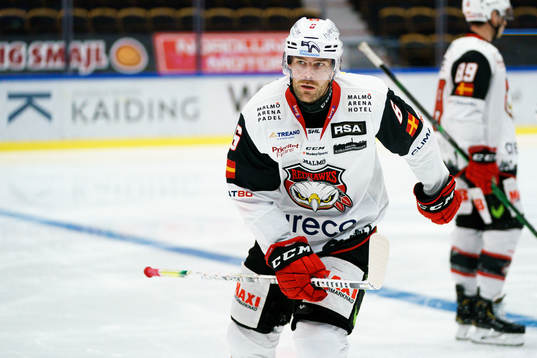 Malmö Redhawks Patrik Hersley jublar