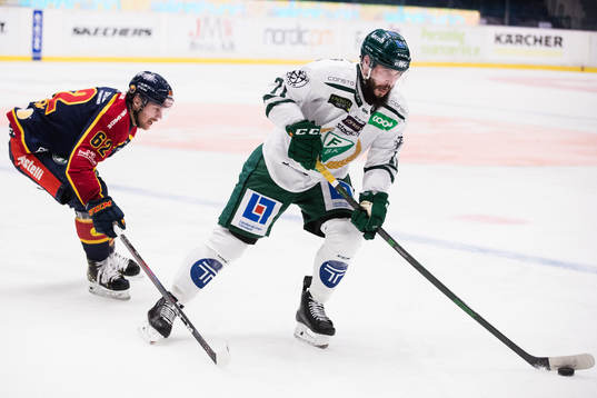 Djurgårdens Manuel Ågren och Färjestads Jesse Virtanen