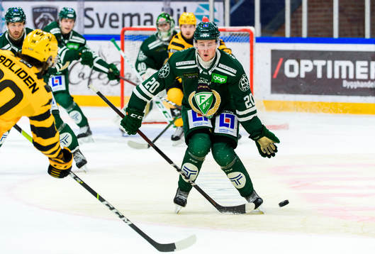 Färjestads Olle Lycksell