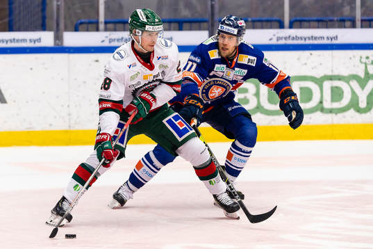 Frölundas Johan Sundström och Växjös Ilari Melart