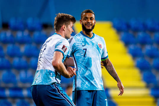Alexander Sørloth and Joshua King of Norway celebrate