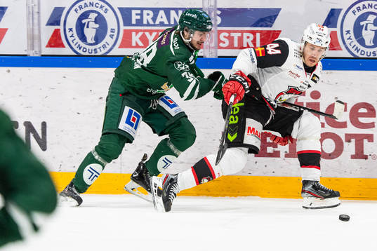 Färjestads Jakob Forsbacka Karlsson och Malmö Redhawks