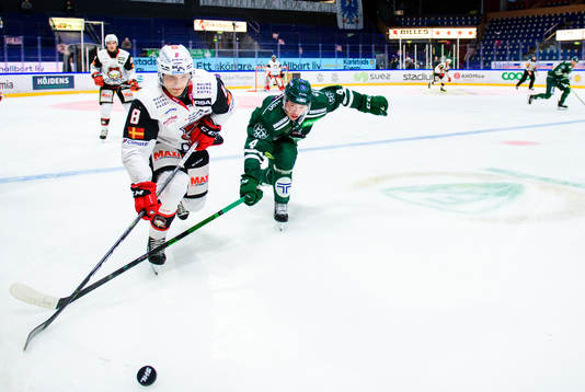 Malmö Redhawks Johan Olofsson och Färjestads Oscar Lawner