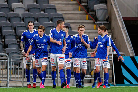 Trelleborgs spelare jublar