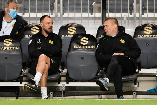 Hammarbys assisterande tränare Joachim Björklund och