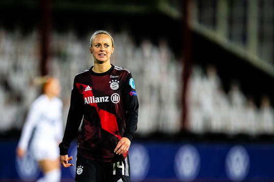Amanda Ilestedt of Bayern Munich