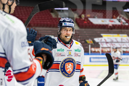 Växjös Ilari Melart jublar