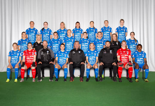  Ingrid Wixner, Andrea Thorisson Diaz, Camilla Olsson, Ofelia Medhammar, Frida Johansson, Amanda Persson, Jessika Pedersen. Mittenledet från vänster: Mimmi Asperot, fysioterapeut Sofia Ryman, Linnéa Svensson, Mikaela Almgren, Nadine Atterlord, Klara Rybrink, lagledare Lena Einarsson, Sofia Olsson. Sittande från vänster: Maja Träff Williams, Sara Björk, assisterande tränare Mikael Kullman Larsson, Tabby Tindell, tränare Frank Berntzen, Fanny Nilsson, Assisterande tränare Aleco Postanidis, Aubrei Corder, Ebere Orji.