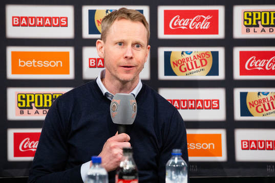 Djurgårdens tränare Robert Ohlsson på presskonferensen