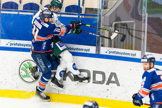 Växjös Ilari Melart och Färjestads Jakob Forsbacka