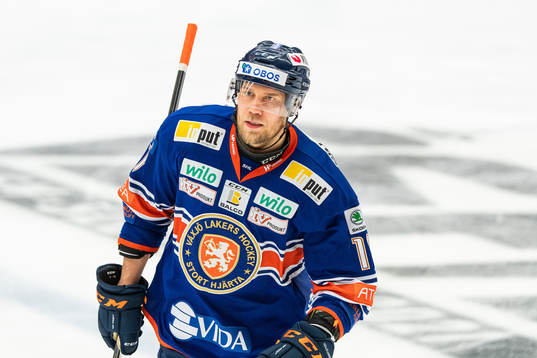 Växjös Ilari Melart jublar