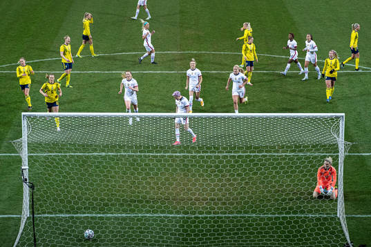 Bla gjennom flere bilder av Football, International Friendly, Sweden - USA