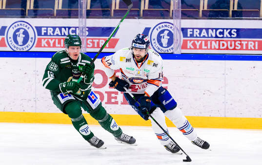 Färjestads Niclas Lundgren och Växjös Emil Pettersson