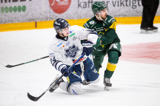 Karlskogas Linus Karlsson och Björklövens William Eriksson